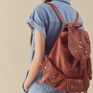 Free People Going West Rich Brown Leather Studded Adjustable Backpack Bag NEW